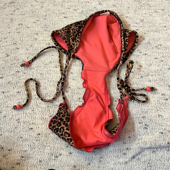 Xhilaration Cheetah Pink Swimsuit Bottoms - Picture 3 of 4